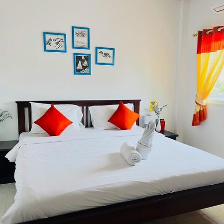 แกรนด์ เฮ้าส์ Hotel เกาะลันตา ภายนอก รูปภาพ