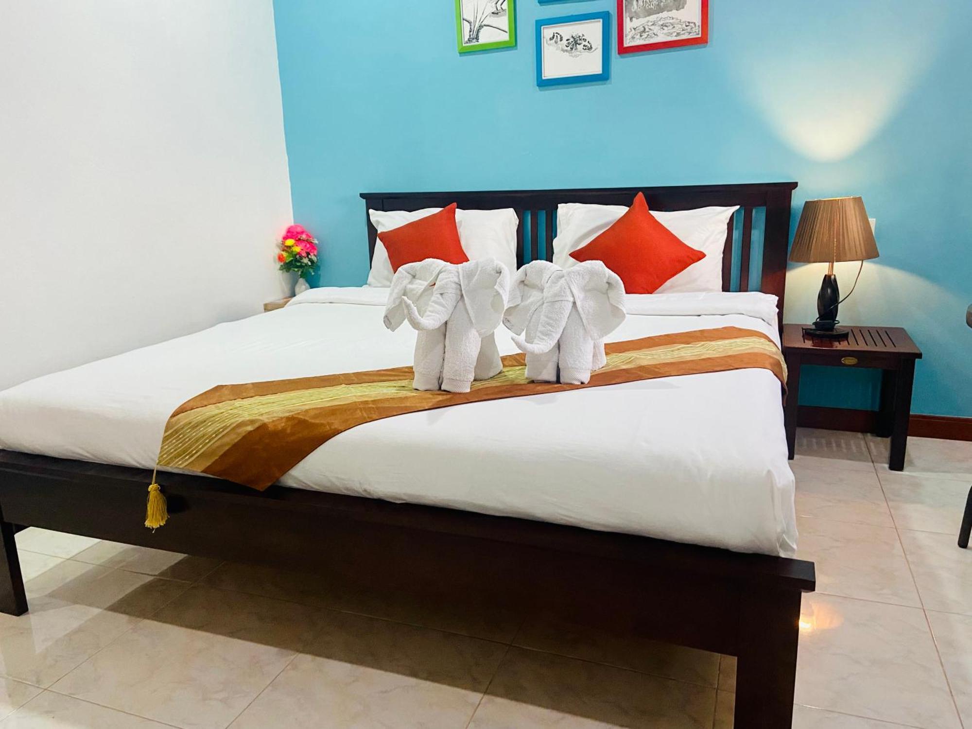 แกรนด์ เฮ้าส์ Hotel เกาะลันตา ภายนอก รูปภาพ