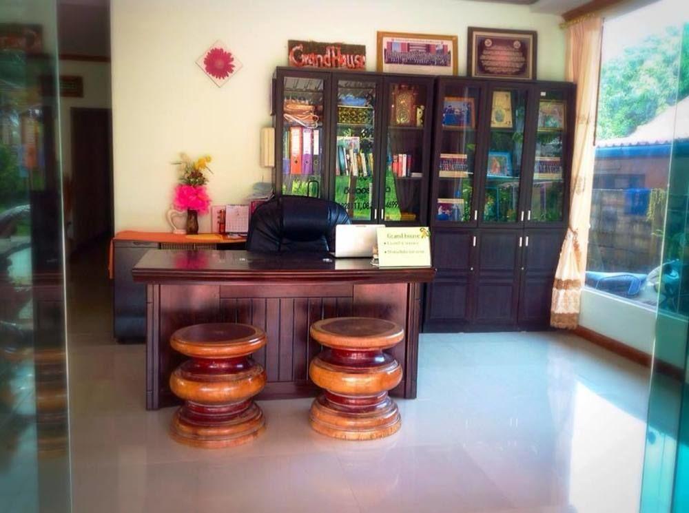 แกรนด์ เฮ้าส์ Hotel เกาะลันตา ภายนอก รูปภาพ